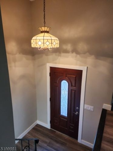 19 Juniper Ter, Skyline Lakes NJ  07456-2606 exterior