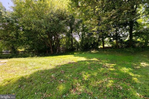 6645 Windsor Ct, Columbia MD 21044-4147 exterior