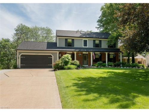 33524 Overland Ln, Cleveland OH  exterior