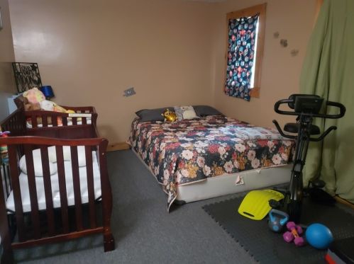 418 Riv St, Winchendon MA 01475-1085 exterior