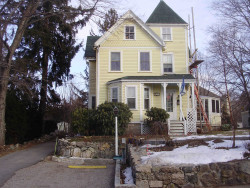 178 Concord St, Newton, MA 02462-1314