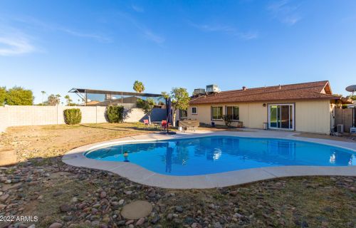 3762 Crocus Dr, Phoenix AZ 85032-5419 exterior