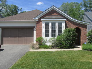 35 Bluffs Ct, Hardyston, NJ 07419-1525