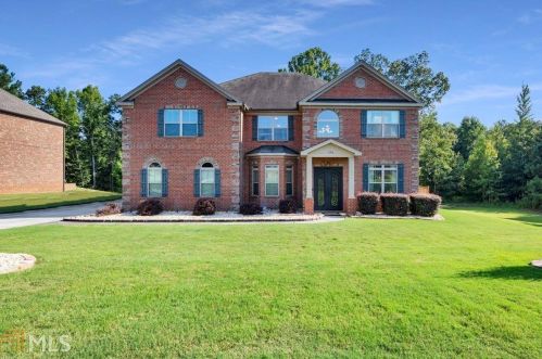 176 Way Point Dr, Stockbridge, GA 30281-4009