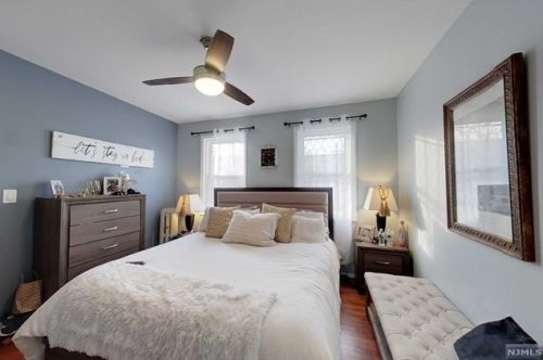 264 Davis Ave, Kearny NJ 07032-3402 exterior