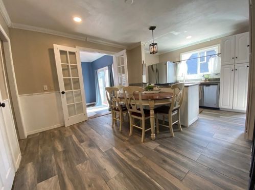 16 Dyer Ave, Whitman MA 02382-2408 exterior