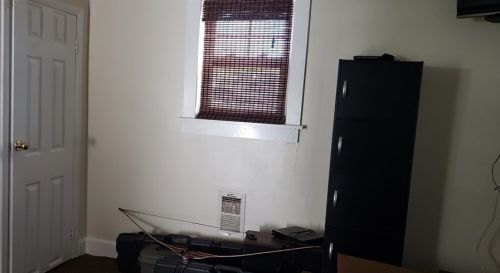 1562 Sassaquin Ave, New Bedford MA 02745-2328 exterior