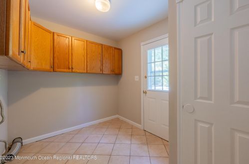 20 Bittersweet Dr, Jackson Twp NJ 08527-4922 exterior