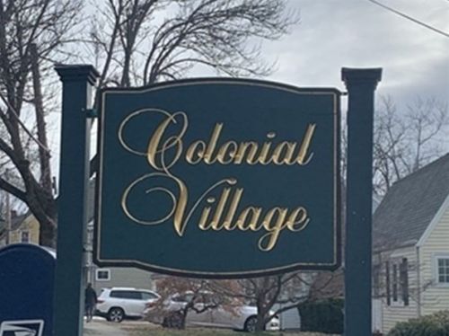 7 Colonial Village Dr, Arlington MA 02474-3904 exterior