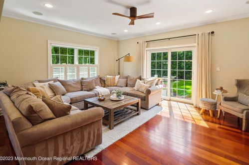 90 Lovett Ave, Little Silver NJ 07739-1403 exterior