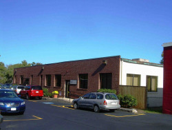 459 Watertown St, Newton, MA 02460-1451