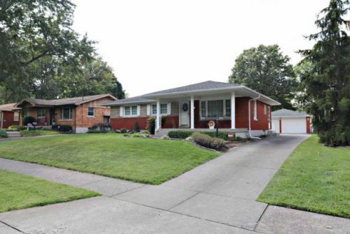 4410 Estate Dr, Louisville, KY 40216-5446