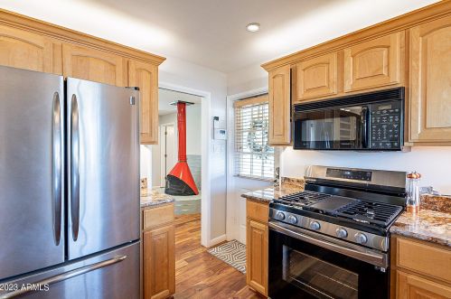 515 Alice Ave, Phoenix AZ  85020-3101 exterior