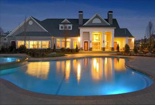 333 Ricciuti Dr, Quincy MA  02169-6287 exterior