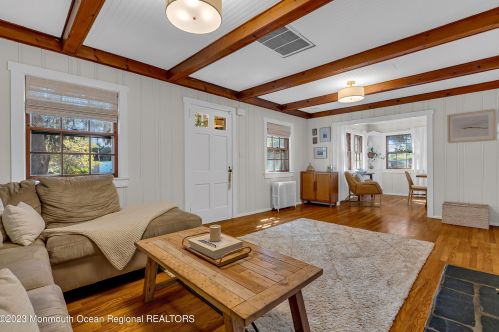 410 Belmont Ave, Tinton Falls NJ 07712-4706 exterior