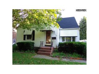10192 Chesterfield Dr, Cleveland, OH 44130-2019