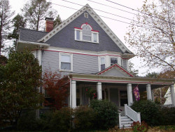 16 Hancock Ave, Newton, MA 02459-1701