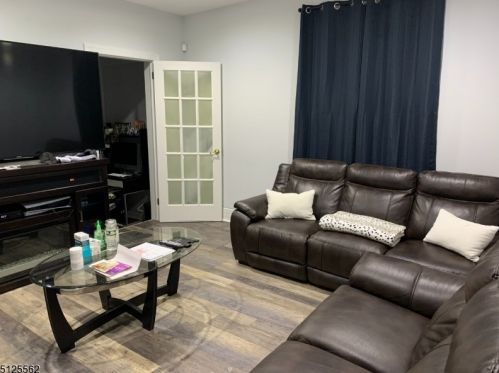 17 Stephens St, Belleville NJ  07109-3018 exterior