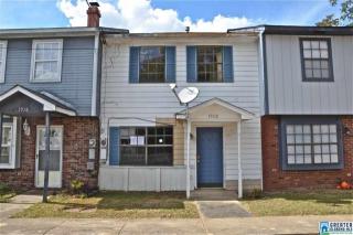 1920 Springlake Ct, Birmingham, AL 35215-5055