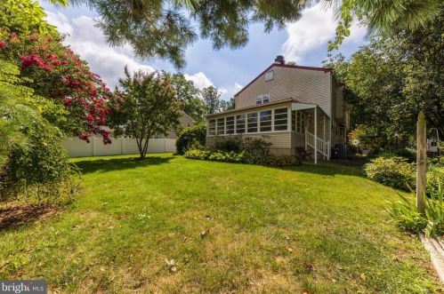 605 Chestnut Ave, West Deptford NJ 08097-1603 exterior