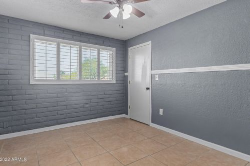 18739 30th St, Phoenix AZ  85050-3409 exterior