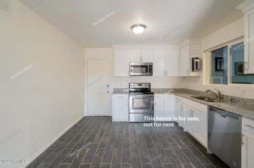 3622 Berkeley Rd, Phoenix AZ  85009-2219 exterior