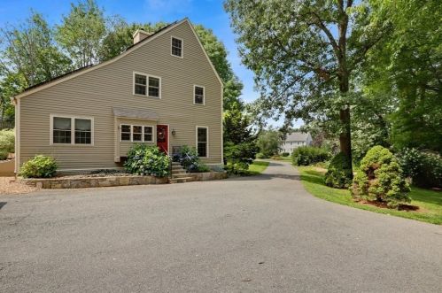 7 Apple Ridge Rd, Sutton MA  01590-2977 exterior