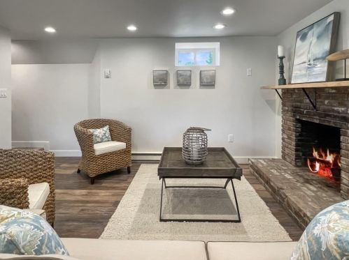 14 Hodgkins Rd, Rockport MA  01966-2004 exterior