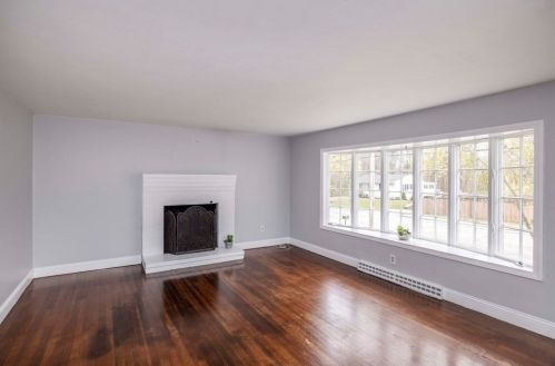 194 Hart St, Taunton MA 02780-6945 exterior