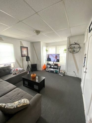 119 Division St, New Bedford MA 02744-1112 exterior