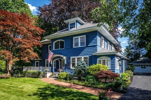 10 Spring St, Shrewsbury MA  01545-2341 exterior