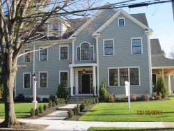 212 Temple St, Newton, MA 02465-2316