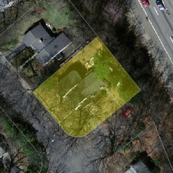 90 Crehore Dr, Newton MA  02462-1138 aerial view