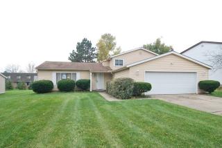 32194 Roundhead Dr, Cleveland, OH 44139-4723