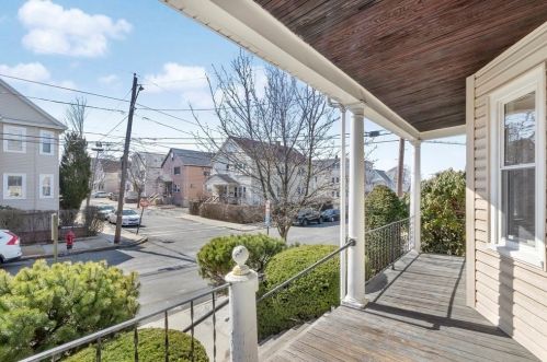 25 Edith St, Everett MA 02149-1718 exterior