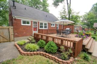 2910 Richland Ave, Louisville KY  40220-1413 exterior