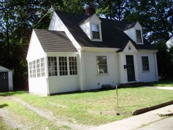 12 Hazelwood Ave, Newton, MA 02465-1009