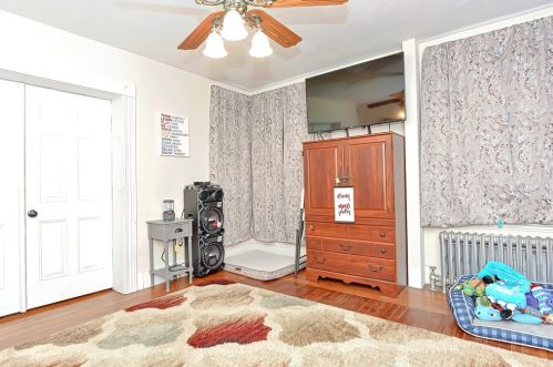 61 Prospect St, Taunton MA 02780-3422 exterior