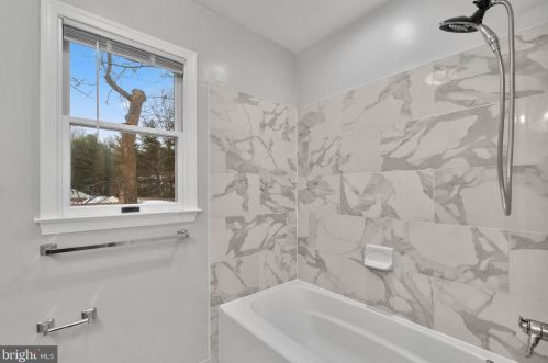 11808 Winterlong Way, Columbia MD 21044-4412 exterior