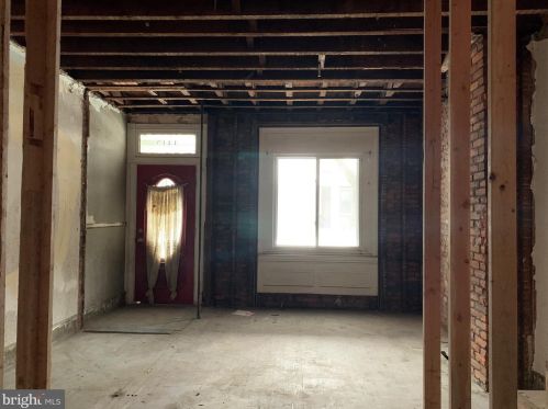 3345 Bouvier St, Philadelphia, PA 19140-4920