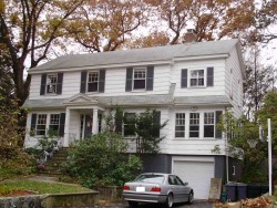 11 Kenwood Ave, Newton, MA 02459-1421
