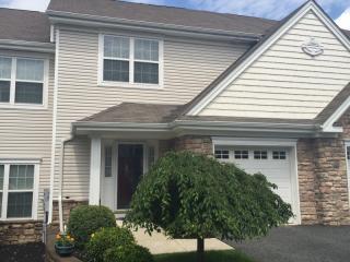 88 Indian Field Dr, Hardyston, NJ 07419-2435