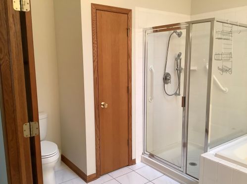 1365 Overton Dr, Lemont IL 60439-8544 exterior