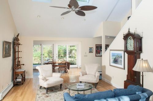 64 Cushing Hl Rd, Hingham MA exterior