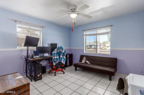 1917 Clarendon Ave, Phoenix AZ 85033-4023 exterior