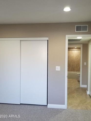 12639 40 Pl, Phoenix AZ 85050-8745 exterior