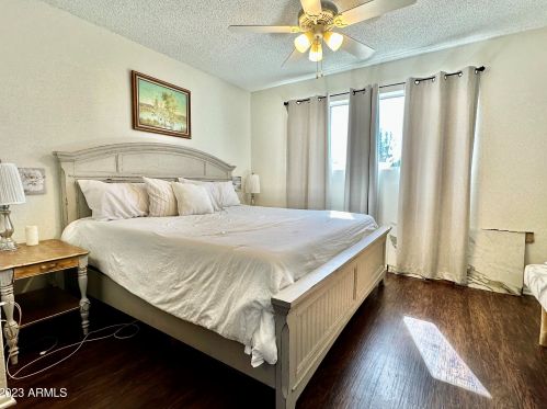 2908 Corrine Dr, Phoenix AZ 85029-1937 exterior