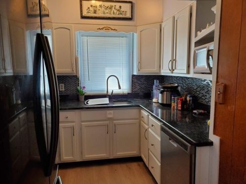 187 High St, Taunton MA 02780-3537 exterior