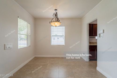 1502 Edgemont Ave, Phoenix AZ 85035-1916 exterior