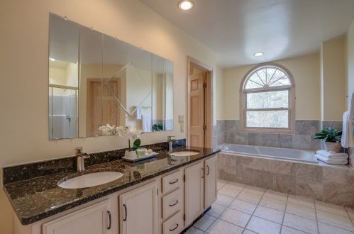 6 Patriot Way, North Reading MA 01864-3224 exterior